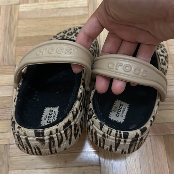 Crocs Baya Printed Lined Clog - Picture 3 of 8